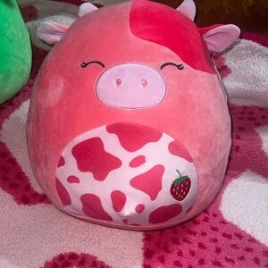 NWT Calynda Strawberry cow 12” squishmallow